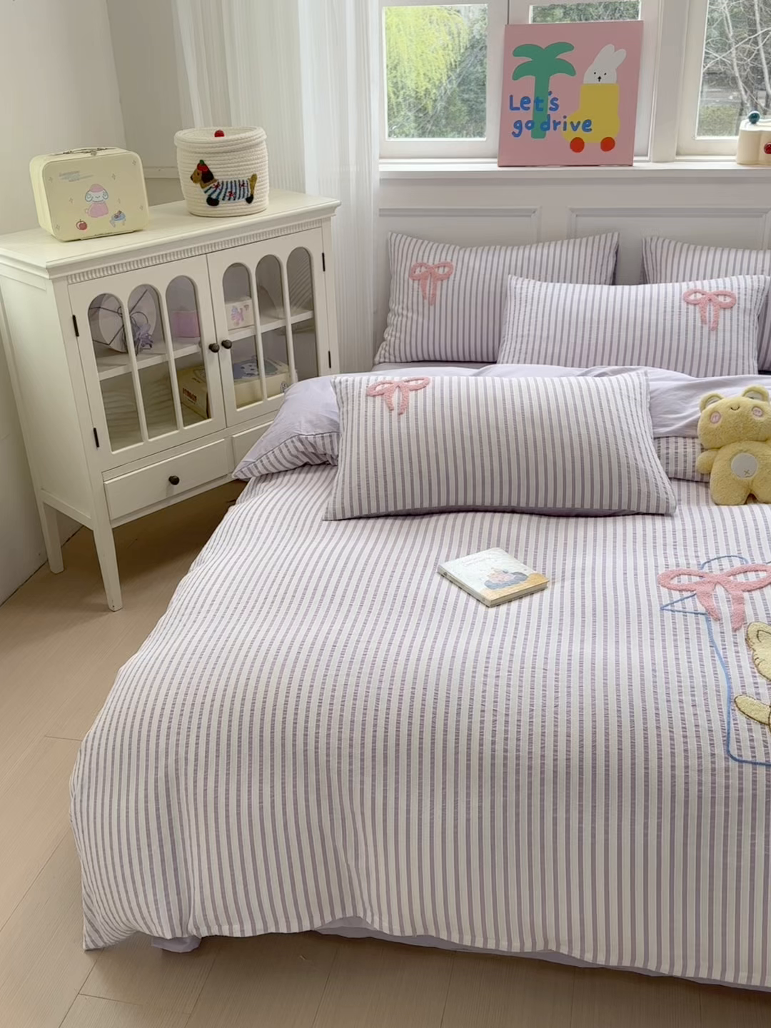 91家纺网 家纺一手货源 找家纺 如意朵 2025新款全棉纯棉提花水洗棉绣花四件套（专版花型） 休闲小猫