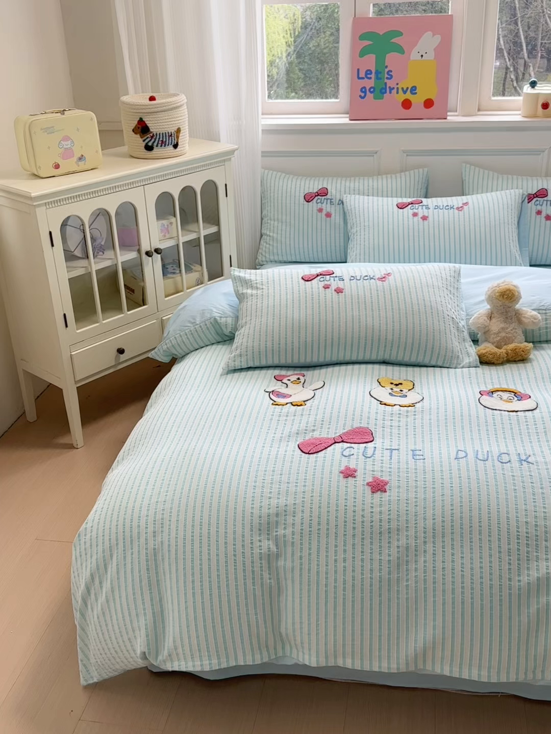 91家纺网 家纺一手货源 找家纺 如意朵 2025新款全棉纯棉提花水洗棉绣花四件套（专版花型） 开心丫