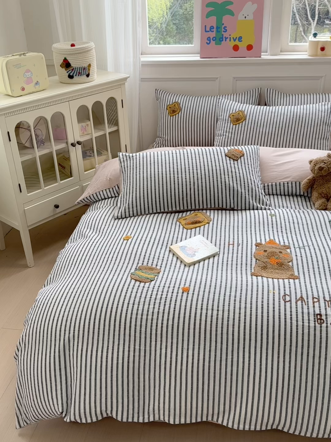 91家纺网 家纺一手货源 找家纺 如意朵 2025新款全棉纯棉提花水洗棉绣花四件套（专版花型） 贪吃卡皮