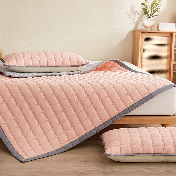 91家纺网 家纺一手货源 找家纺 暖季家纺 2025新款A类水抚棉麻新疆棉花床护垫 絮叠床护垫-粉