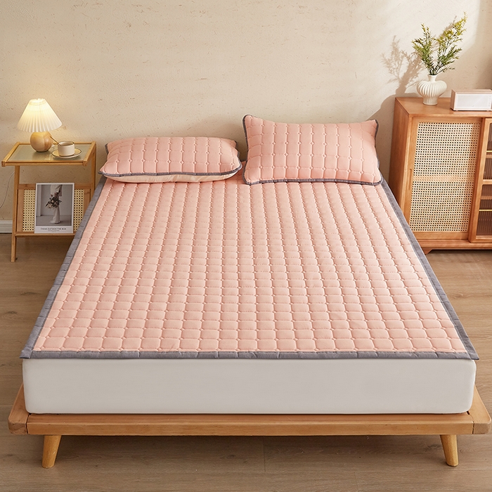 91家纺网 家纺一手货源 找家纺 暖季家纺 2025新款A类水抚棉麻新疆棉花床护垫 絮叠床护垫-粉