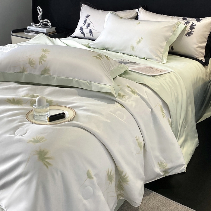 91家纺网 家纺一手货源 找家纺 （总）优悦生活馆 2025新款顺滑冰丝夏被四件套-轻梦轻语