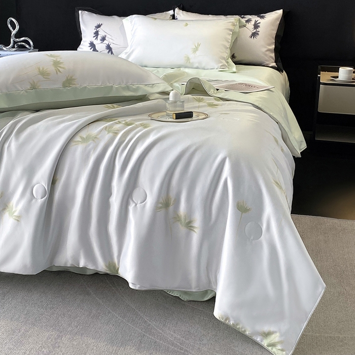 91家纺网 家纺一手货源 找家纺 优悦生活馆 2025新款顺滑冰丝夏被四件套-轻梦轻语 轻梦-绿