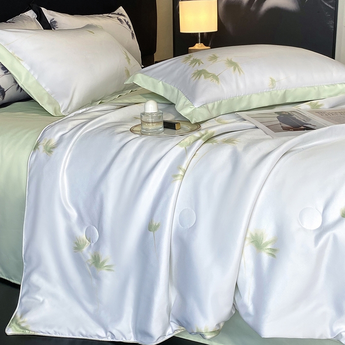 91家纺网 家纺一手货源 找家纺 优悦生活馆 2025新款顺滑冰丝夏被四件套-轻梦轻语 轻梦-绿