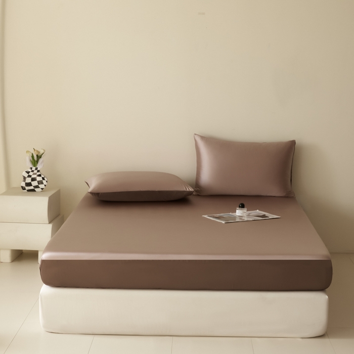 91家纺网 家纺一手货源 找家纺 （总）圣梦莱羽绒家纺 2025春夏新款A类锦氨凉感丝亮丝冰丝绸夏凉被亲肤丝绸被芯（凡质量问题由商家承担）