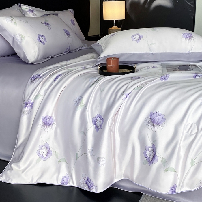 91家纺网 家纺一手货源 找家纺 优悦生活馆 2025新款顺滑冰丝夏被四件套-轻梦轻语 轻语-紫