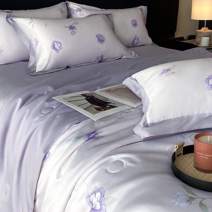 91家纺网 家纺一手货源 找家纺 优悦生活馆 2025新款顺滑冰丝夏被四件套-轻梦轻语 轻语-紫