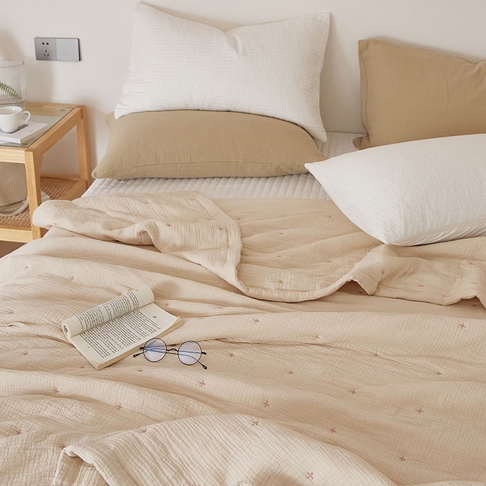 91家纺网 家纺一手货源 找家纺 原研家居 2025新款A类手包边全棉双层纱棉花夏被被子被芯 棉花夏被