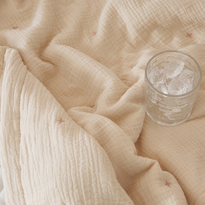 91家纺网 家纺一手货源 找家纺 原研家居 2025新款A类手包边全棉双层纱棉花夏被被子被芯 棉花夏被