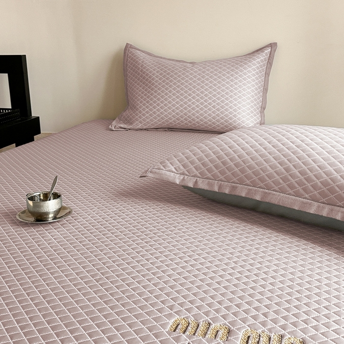 91家纺网 家纺一手货源 找家纺 （总）凉百百 2025新款3D凉豆豆凉席席子-方格