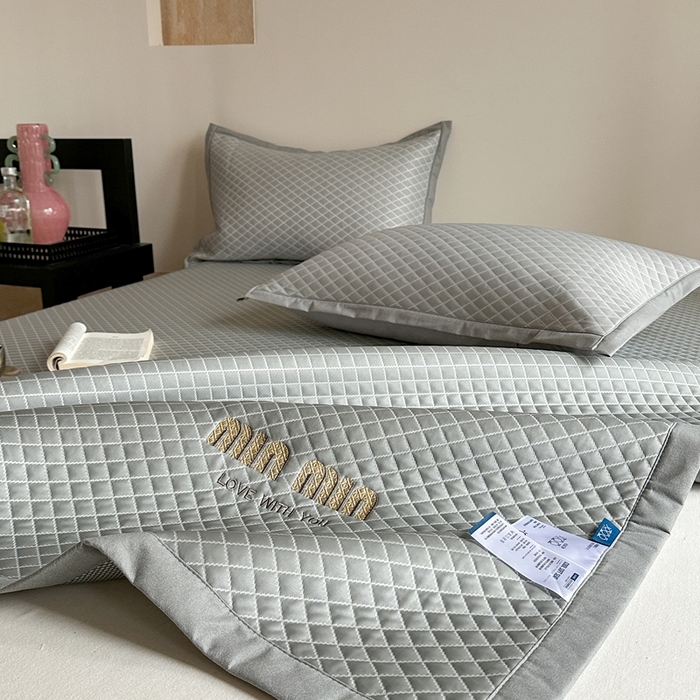 91家纺网 家纺一手货源 找家纺 （总）凉百百 2025新款3D凉豆豆凉席席子-方格