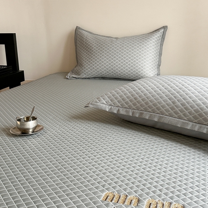 91家纺网 家纺一手货源 找家纺 （总）凉百百 2024新款学生季凉豆豆3D按摩刺绣学生凉席直播电商量大价优