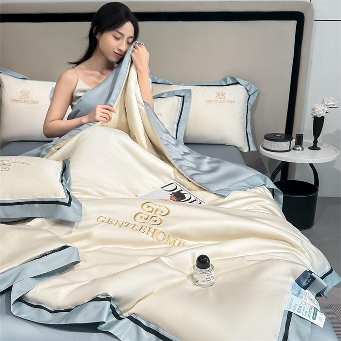 91家纺网 家纺一手货源 找家纺 小久久（小九九） 2025新款水洗真丝夏被-威廉 威廉-奶昔白+海清
