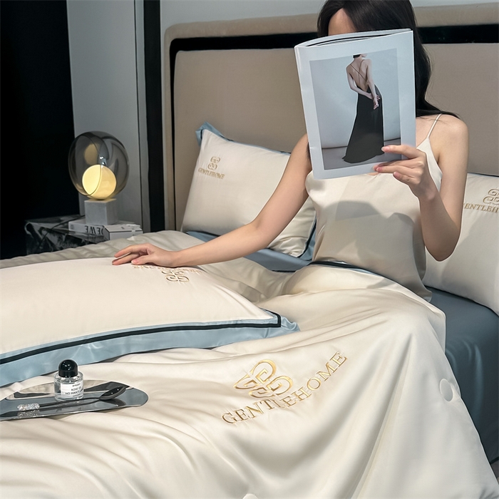 91家纺网 家纺一手货源 找家纺 小久久（小九九） 2025新款水洗真丝夏被-威廉 威廉-奶昔白+海清