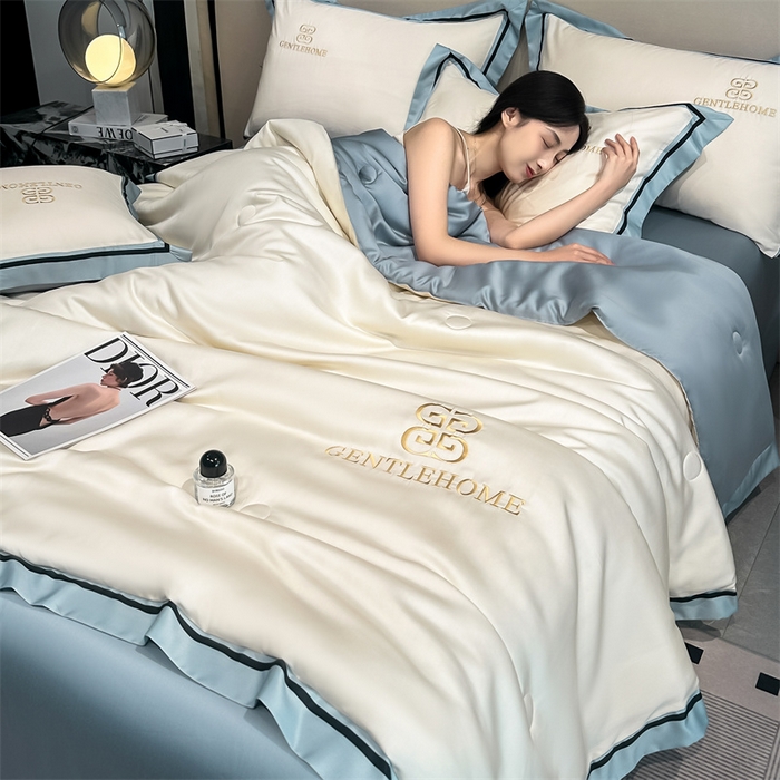 91家纺网 家纺一手货源 找家纺 小久久（小九九） 2025新款水洗真丝夏被-威廉 威廉-奶昔白+海清