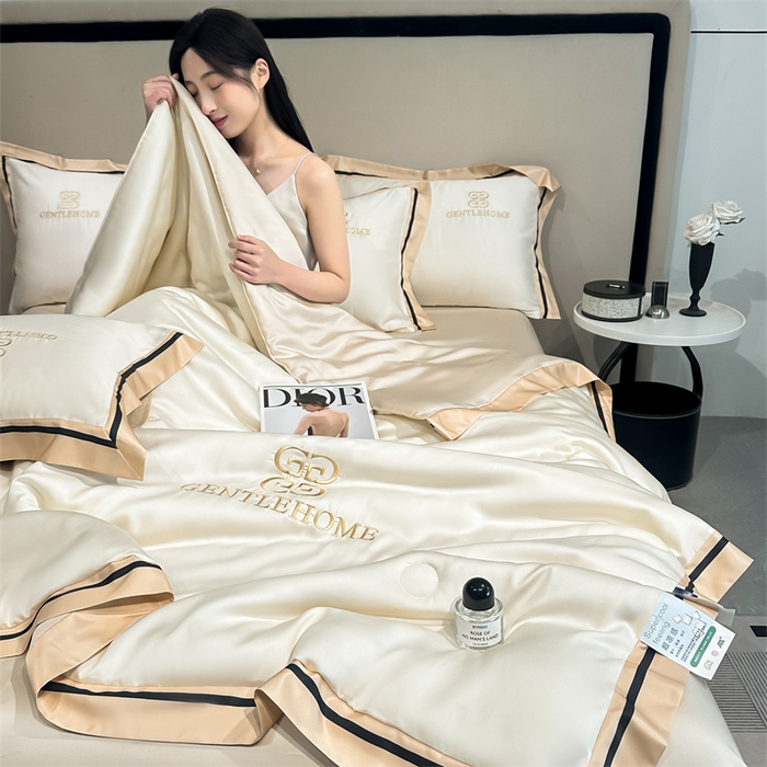 91家纺网 家纺一手货源 找家纺 小久久（小九九） 2025新款水洗真丝夏被-威廉 威廉-奶昔白+奶茶