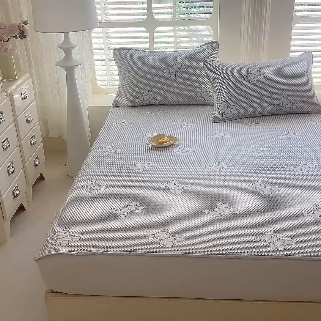 91家纺网 家纺一手货源 找家纺 （总）美达家纺 2025新品冰豆豆床垫凉席