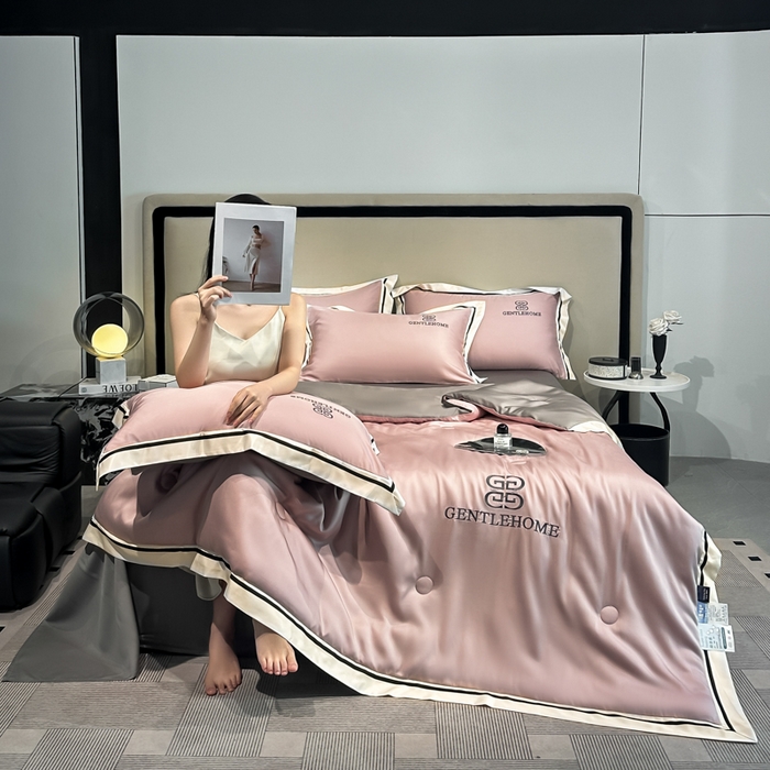 91家纺网 家纺一手货源 找家纺 小久久（小九九） 2025新款水洗真丝夏被-威廉 威廉-浅豆沙+中灰