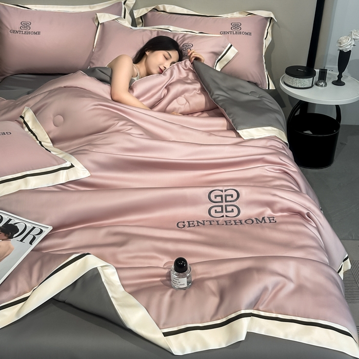 91家纺网 家纺一手货源 找家纺 小久久（小九九） 2025新款水洗真丝夏被-威廉 威廉-浅豆沙+中灰