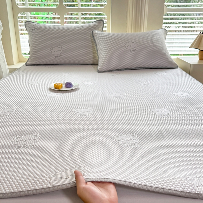 91家纺网 家纺一手货源 找家纺 （总）美达家纺 2025新品冰豆豆床垫凉席