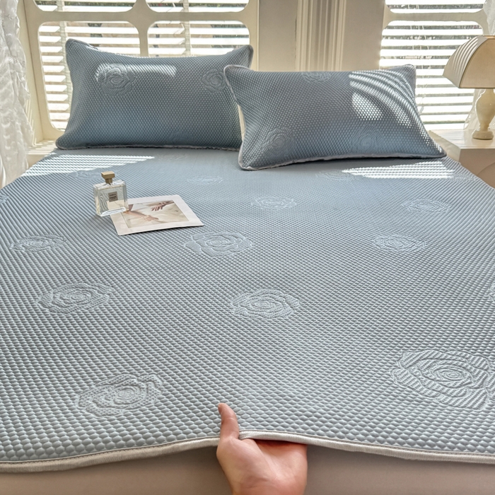 91家纺网 家纺一手货源 找家纺 （总）美达家纺 2025新品冰豆豆床垫凉席