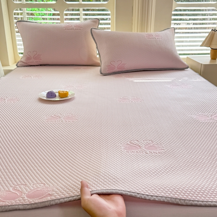 91家纺网 家纺一手货源 找家纺 （总）美达家纺 2025新品冰豆豆床垫凉席