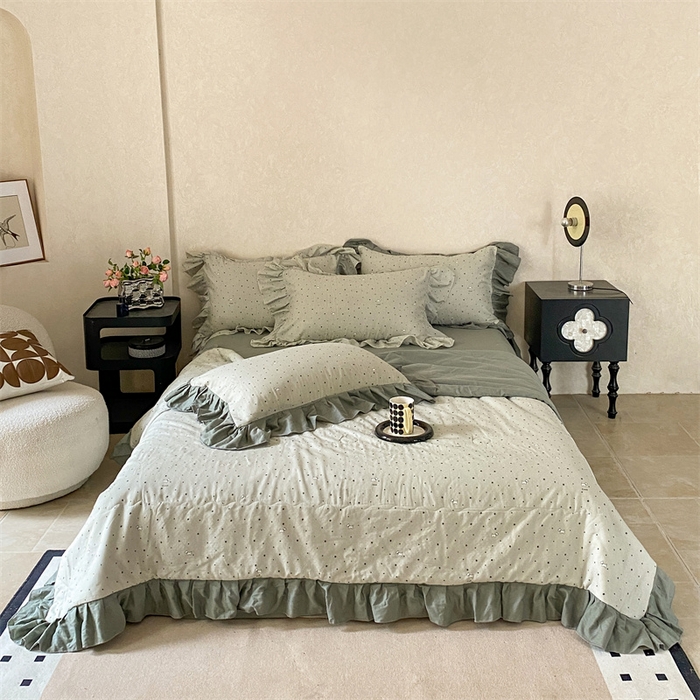 91家纺网 家纺一手货源 找家纺 2025新款全棉双层纱多功能夏被四件套 行星狗