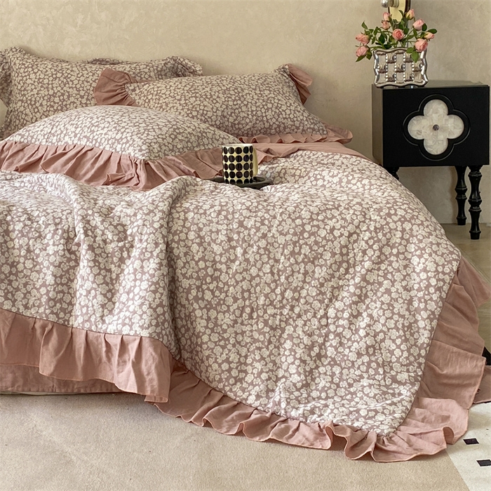 91家纺网 家纺一手货源 找家纺 2025新款全棉双层纱多功能夏被四件套 小碎花