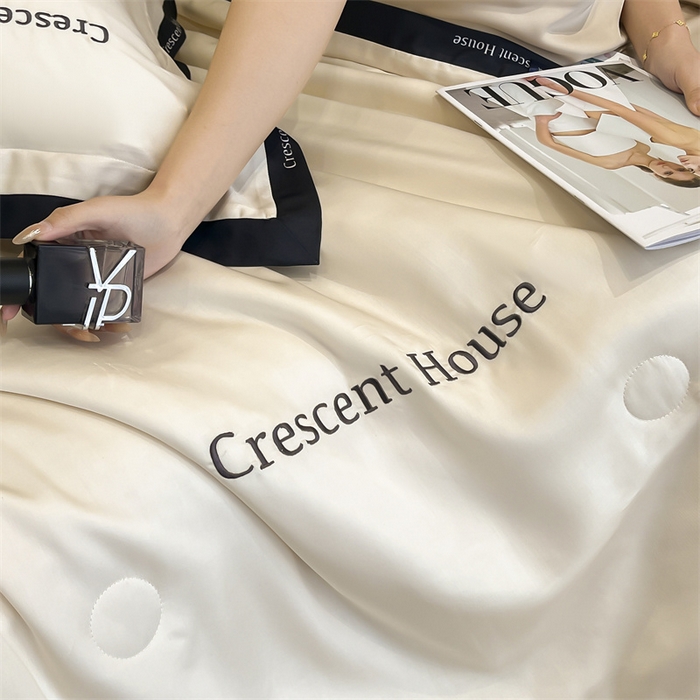 91家纺网 家纺一手货源 找家纺 （总）小久久（小九九） 2025新款水洗冰丝夏被四件套-卡瑞娜系列