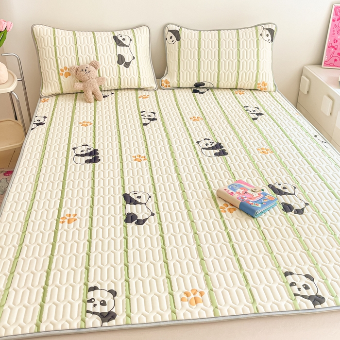 91家纺网 家纺一手货源 找家纺 沐慕 2025新款高克重小清新乳胶凉席-风格二 熊猫嘟嘟