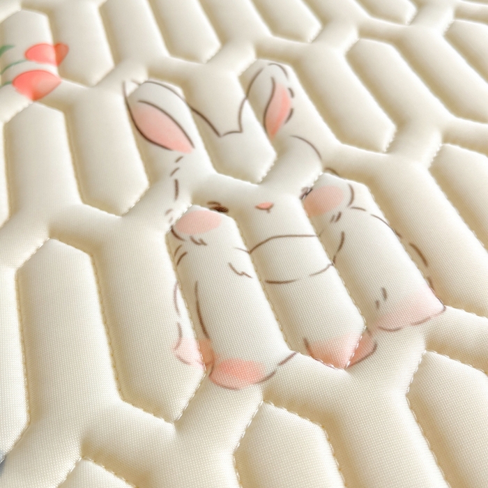 91家纺网 家纺一手货源 找家纺 沐慕 2025新款高克重小清新乳胶凉席-风格二 莫妮卡