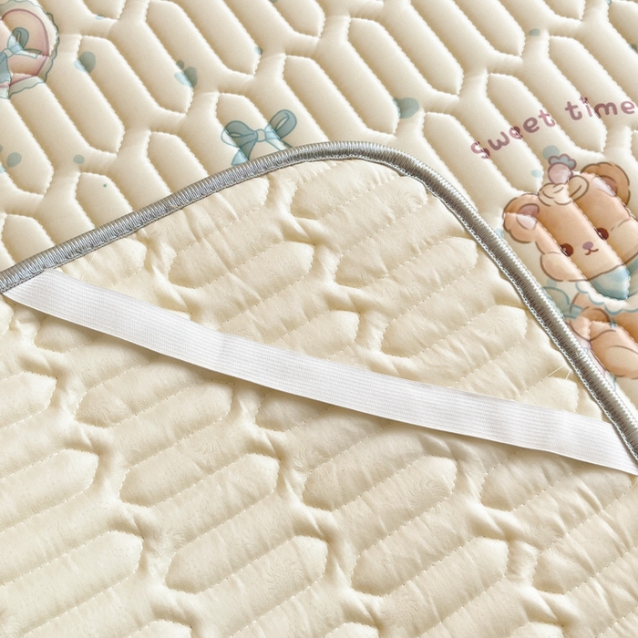 91家纺网 家纺一手货源 找家纺 沐慕 2025新款高克重小清新乳胶凉席-风格二 气球兔兔