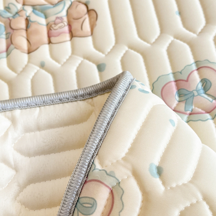 91家纺网 家纺一手货源 找家纺 沐慕 2025新款高克重小清新乳胶凉席-风格二 气球兔兔