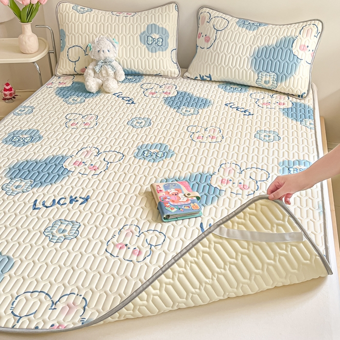 91家纺网 家纺一手货源 找家纺 沐慕 2025新款高克重小清新乳胶凉席-风格二 快乐小汪