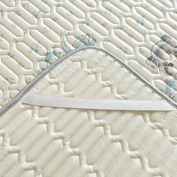 91家纺网 家纺一手货源 找家纺 沐慕 2025新款高克重小清新乳胶凉席-风格二 碎花小猫