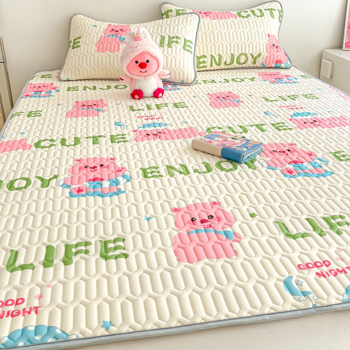 91家纺网 家纺一手货源 找家纺 沐慕 2025新款高克重小清新乳胶凉席-风格二 花环兔兔