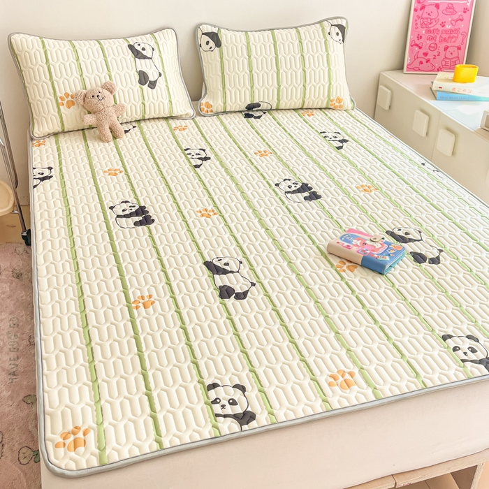 91家纺网 家纺一手货源 找家纺 沐慕 2025新款高克重小清新乳胶凉席-风格二 熊猫嘟嘟