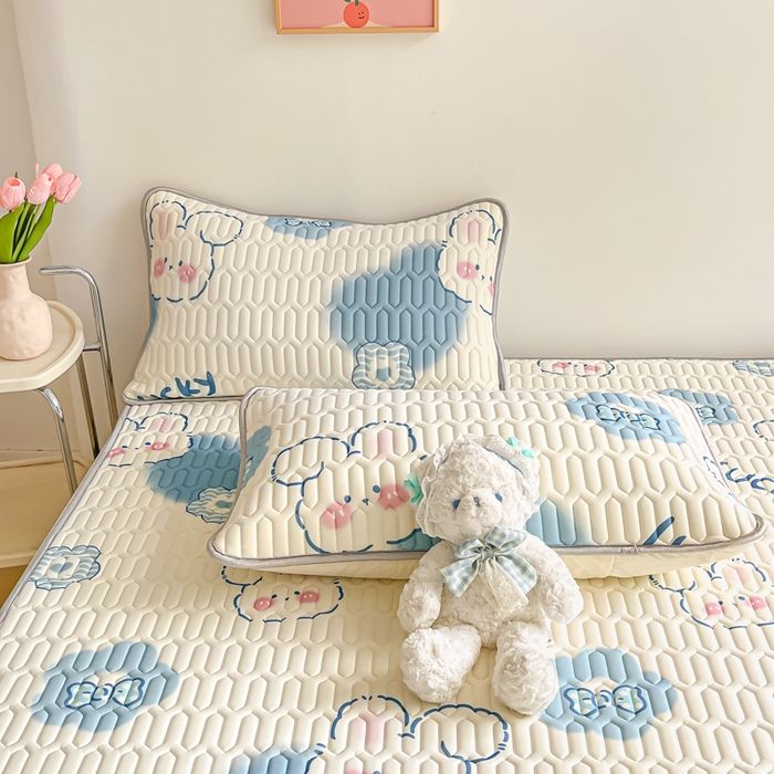 91家纺网 家纺一手货源 找家纺 沐慕 2025新款高克重小清新乳胶凉席-风格二 快乐小汪