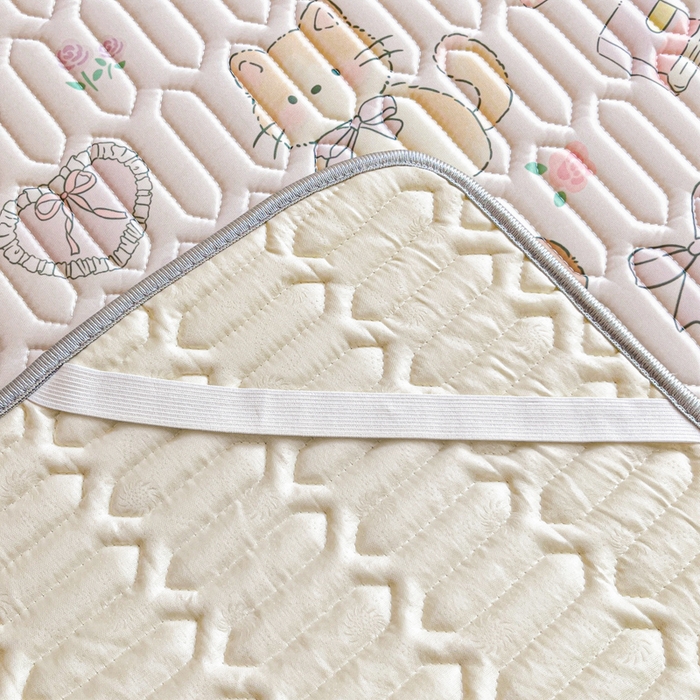 91家纺网 家纺一手货源 找家纺 沐慕 2025新款高克重小清新乳胶凉席-风格二 爱心小兔