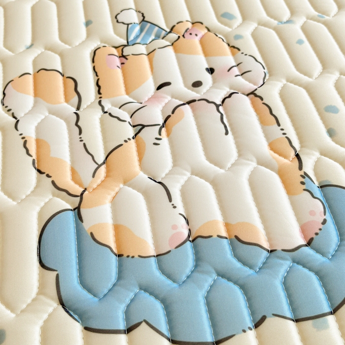 91家纺网 家纺一手货源 找家纺 沐慕 2025新款高克重小清新乳胶凉席-风格二 猫女郎