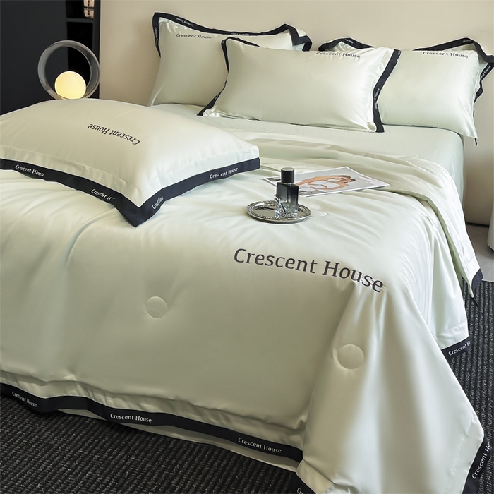 91家纺网 家纺一手货源 找家纺 小久久（小九九） 2025新款水洗冰丝夏被四件套-卡瑞娜系列 卡瑞娜-水果清香