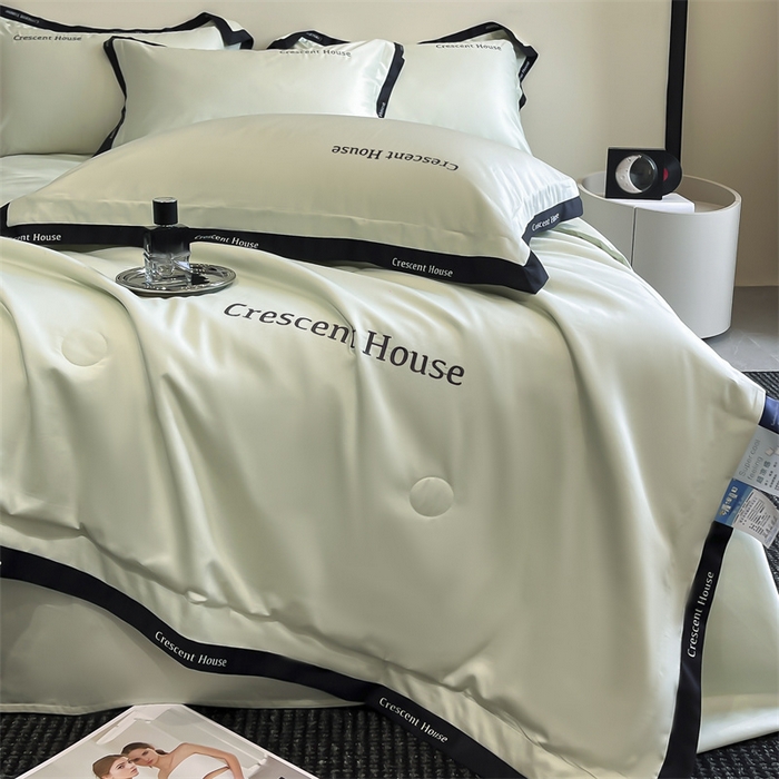 91家纺网 家纺一手货源 找家纺 小久久（小九九） 2025新款水洗冰丝夏被四件套-卡瑞娜系列 卡瑞娜-水果清香