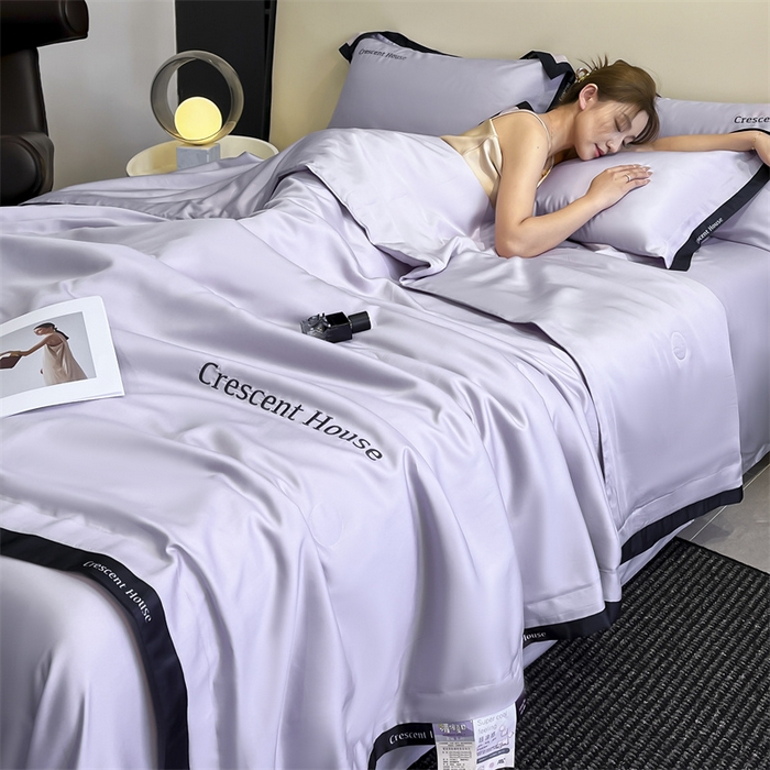 91家纺网 家纺一手货源 找家纺 小久久（小九九） 2025新款水洗冰丝夏被四件套-卡瑞娜系列 卡瑞娜-星黛紫