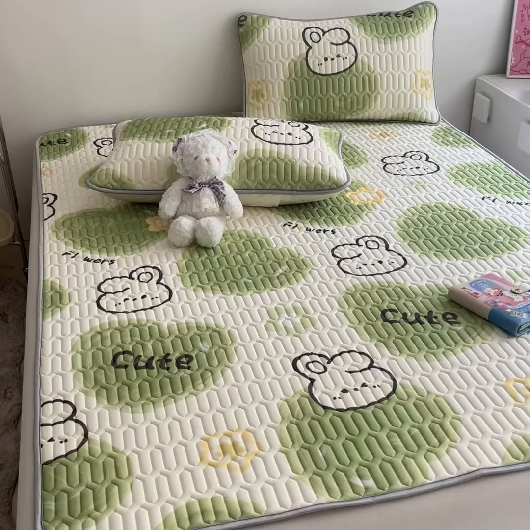 91家纺网 家纺一手货源 找家纺 沐慕 2025新款高克重小清新乳胶凉席-风格二 森系兔