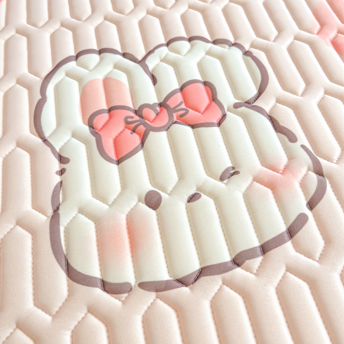 91家纺网 家纺一手货源 找家纺 沐慕 2025新款高克重小清新乳胶凉席-风格二 粉漾花境