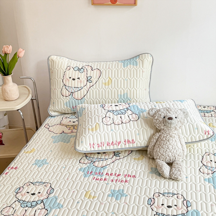 91家纺网 家纺一手货源 找家纺 沐慕 2025新款高克重小清新乳胶凉席-风格二 可爱粉猪