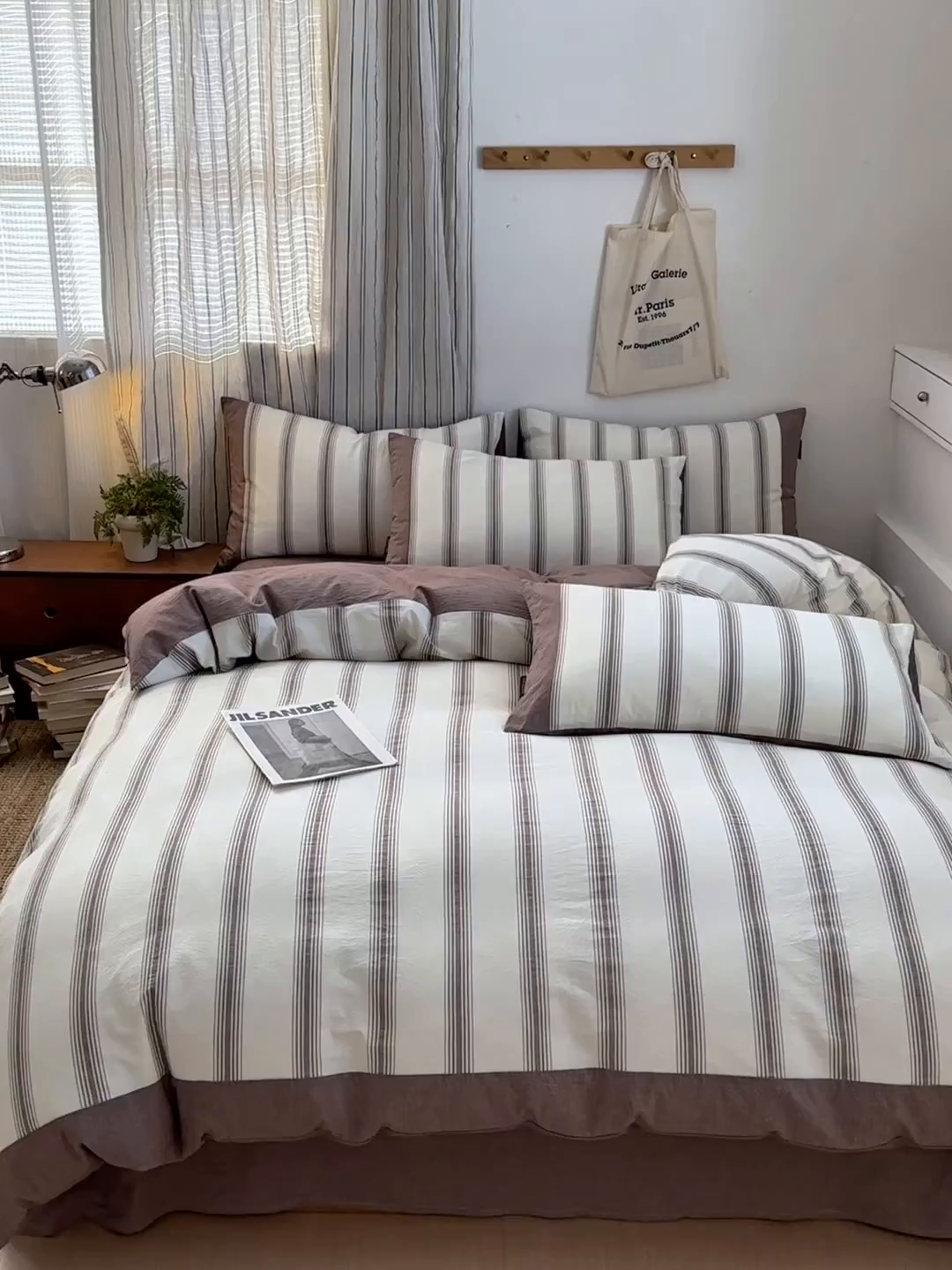 91家纺网 家纺一手货源 找家纺 娜娜 2025新款A类全棉色织水洗棉四件套 罗马系列-条纹咖