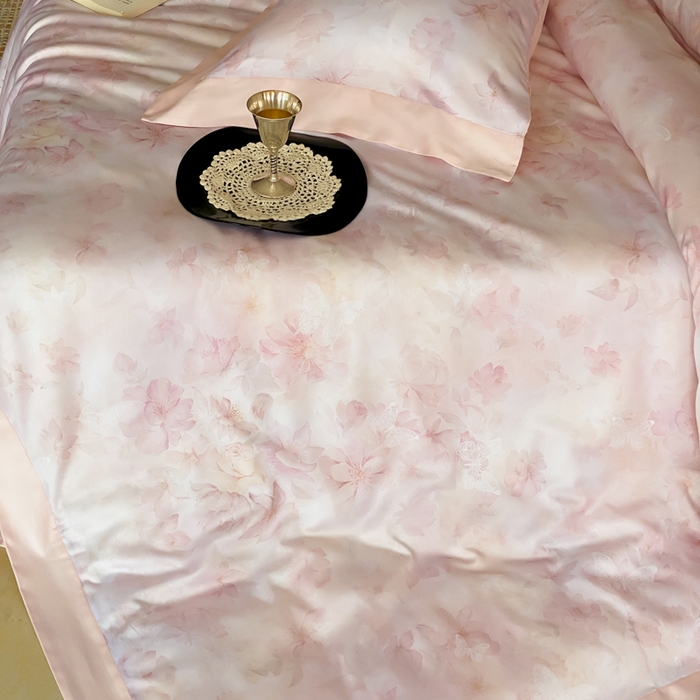 91家纺网 家纺一手货源 找家纺 云栖家居 2025天丝棉数码印花四件套 初见-粉