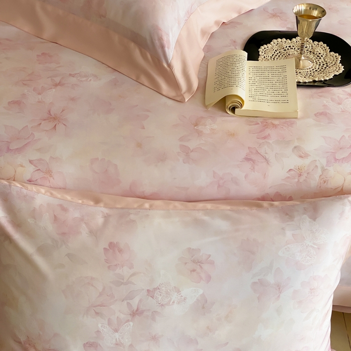 91家纺网 家纺一手货源 找家纺 云栖家居 2025天丝棉数码印花四件套 初见-粉