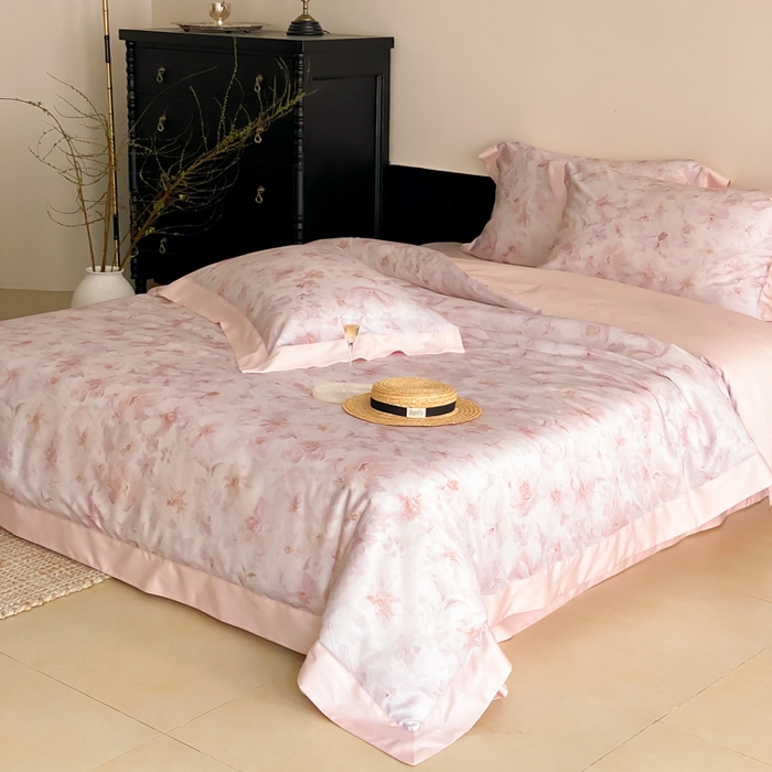 91家纺网 家纺一手货源 找家纺 云栖家居 2025天丝棉数码印花四件套 花间拾光-粉